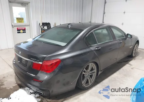 2012 BMW 750Li из США, поврежденный, VIN WBAKB8C57CC963728